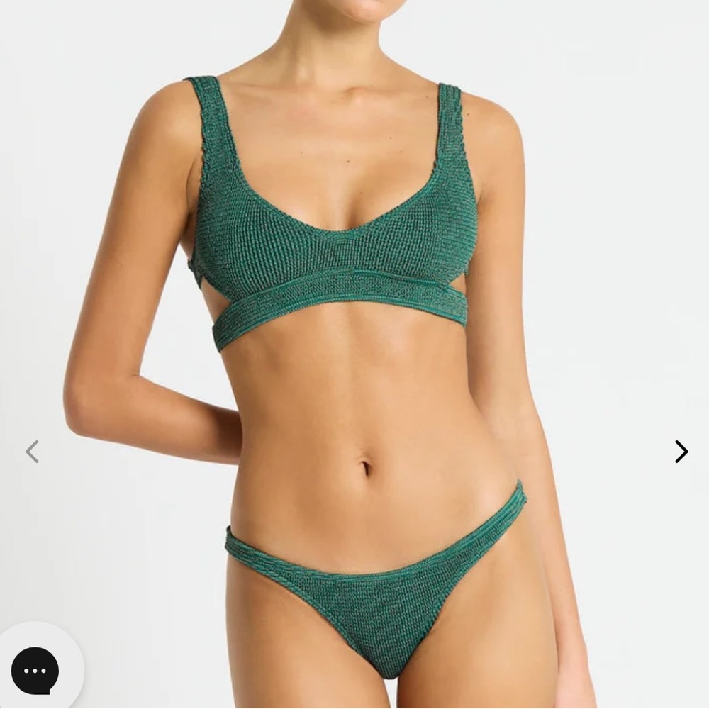 Bond eye nino bikini